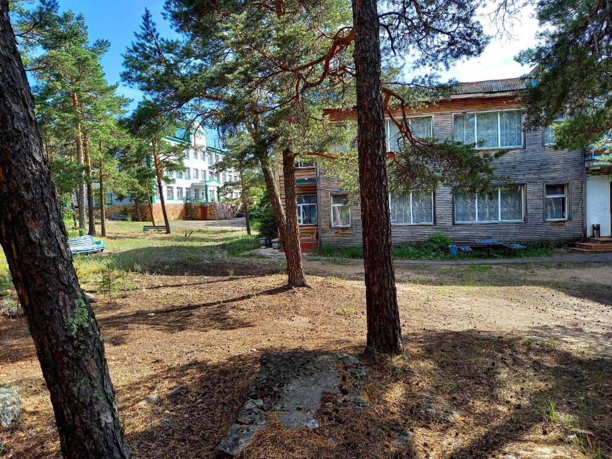Гостевой Пансионат "Советский Союз" У Ербола Shchūchīnsk Kültér fotó